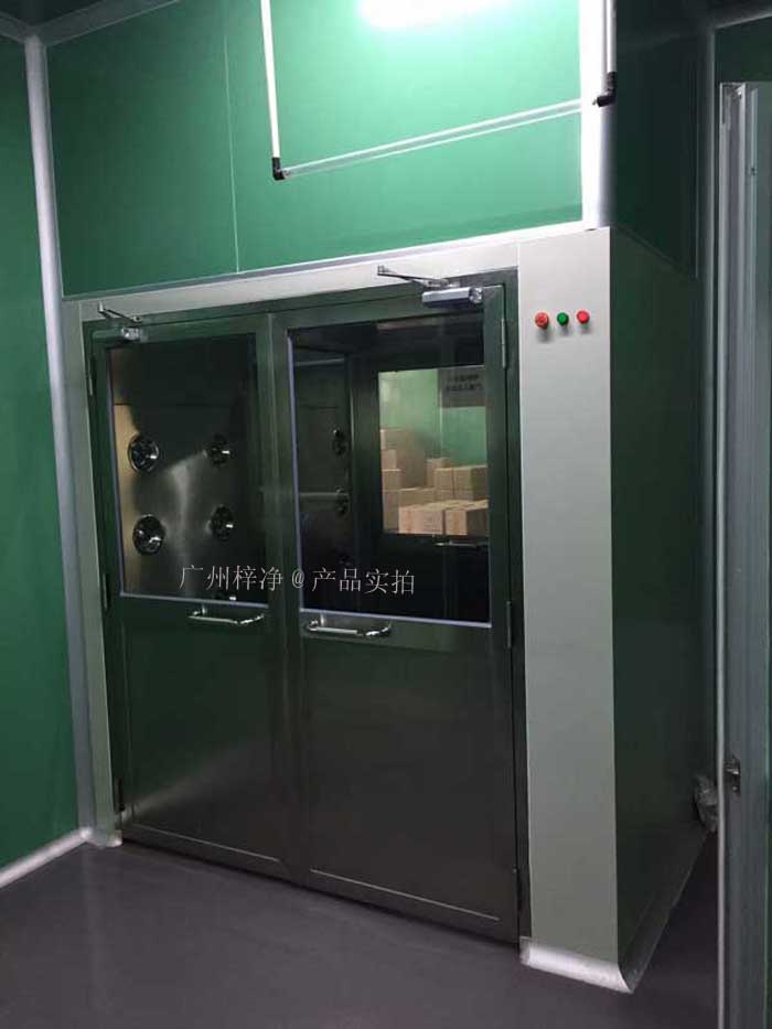 不間斷通行風(fēng)淋室門(mén)的設置(電子聯(lián)鎖,過(guò)濾器)