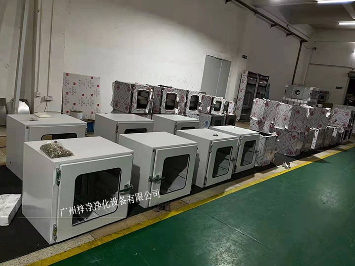 電動(dòng)升降傳遞窗與普通傳遞窗的區別